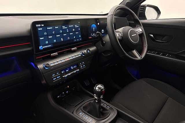 160kW Ultimate 65kWh 5dr Auto